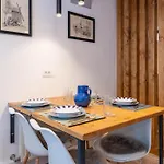 Mvision - Elegant Urban Nest Appartement