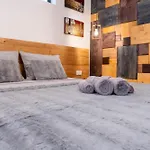 Mvision - Elegant Urban Nest * Braşov