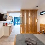 Mvision - Elegant Urban Nest * 布拉索夫