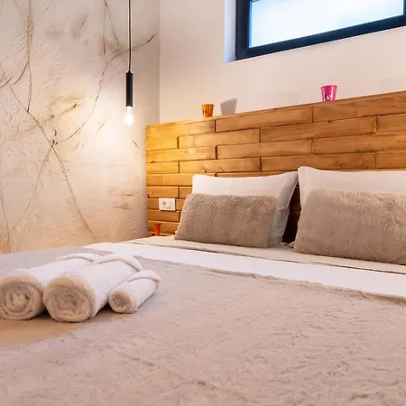 Apartman Mvision - Elegant Urban Nest