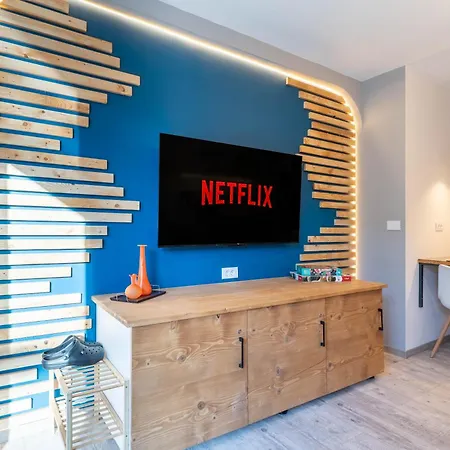 Mvision - Elegant Urban Nest Apartman Brassó