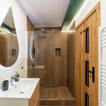 Mvision - Elegant Urban Nest