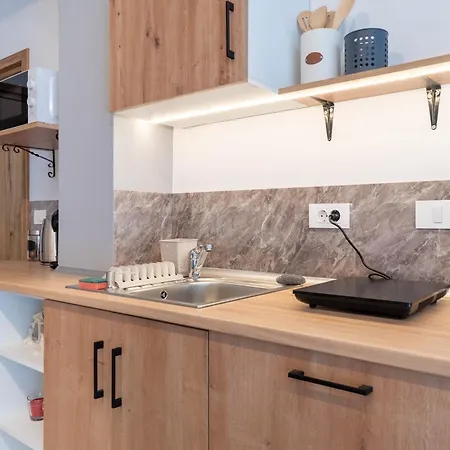 Mvision - Elegant Urban Nest Apartment