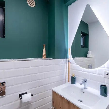 Mvision - Elegant Urban Nest Apartment Brasov