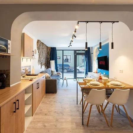 Mvision - Elegant Urban Nest