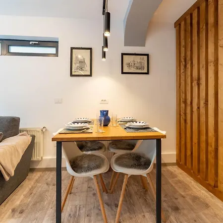 Mvision - Elegant Urban Nest Brasov