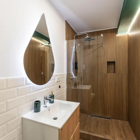 Mvision - Elegant Urban Nest Apartment