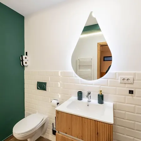 Mvision - Elegant Urban Nest