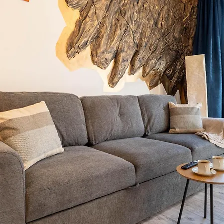 Mvision - Elegant Urban Nest Apartment *