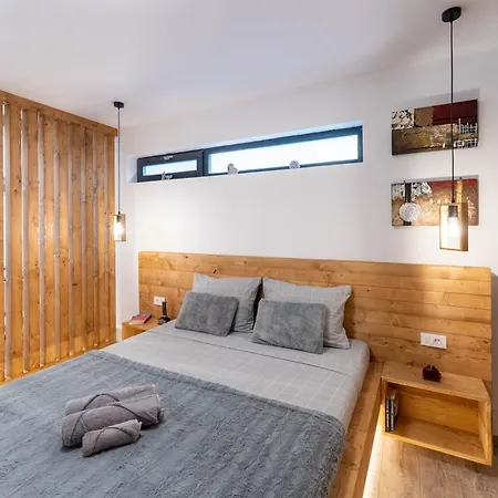 Mvision - Elegant Urban Nest Apartment