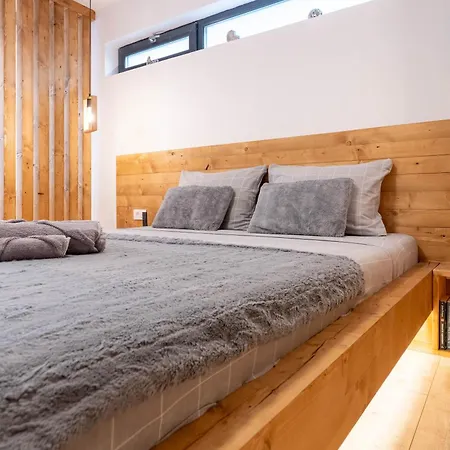 Mvision - Elegant Urban Nest Apartment *