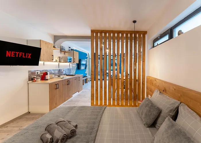 Mvision - Elegant Urban Nest בראשוב