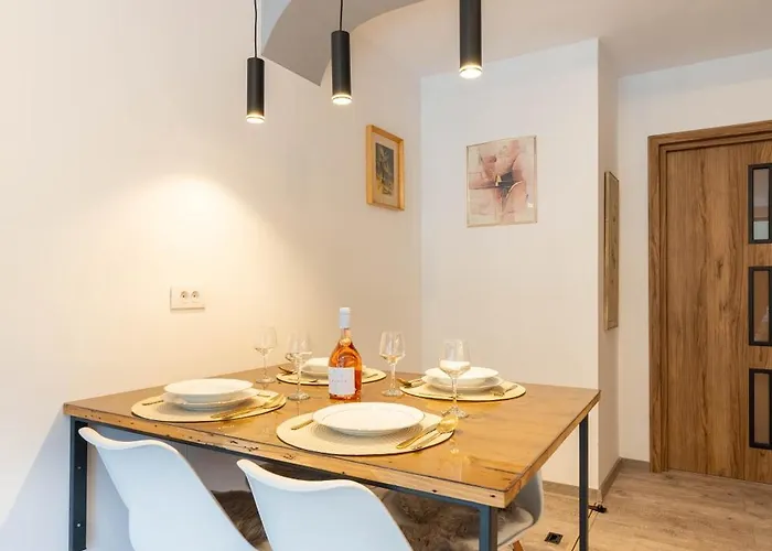 Mvision - Elegant Urban Nest Apartman