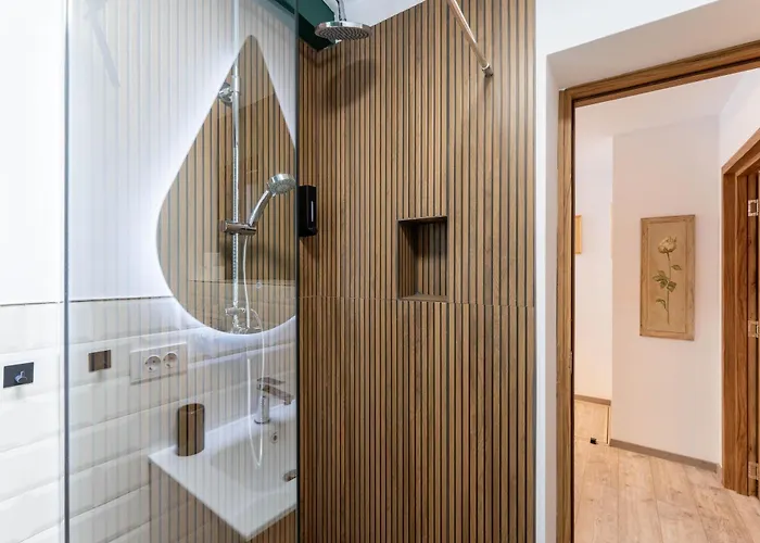 Apartman Mvision - Elegant Urban Nest *