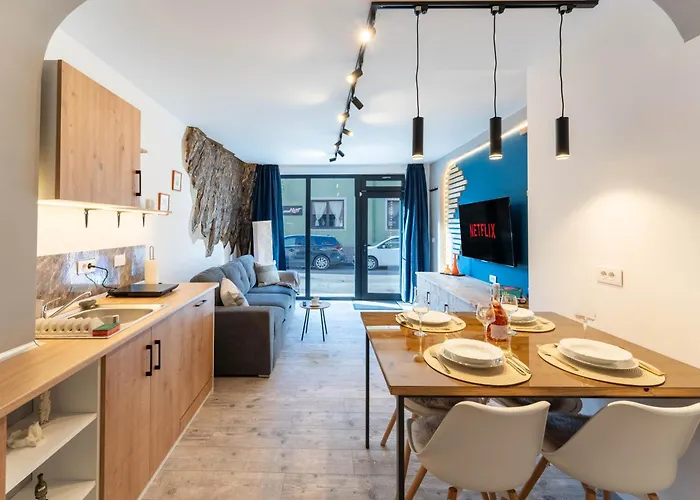 Apartman Mvision - Elegant Urban Nest Brassó