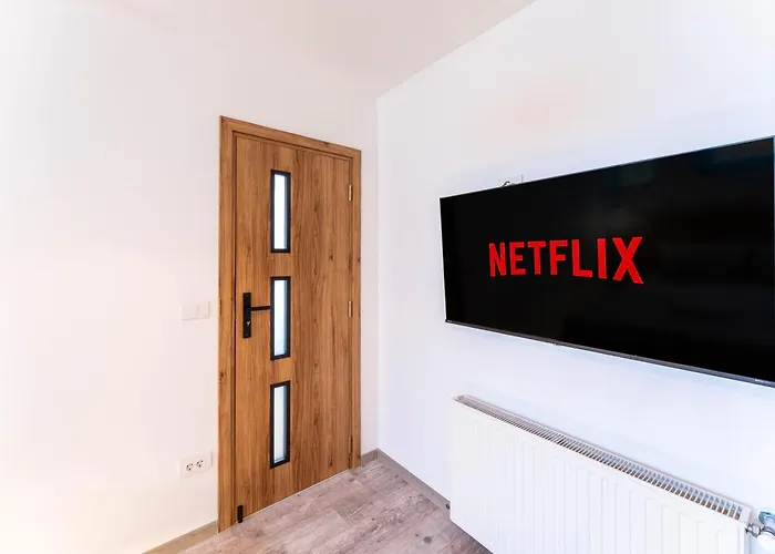 Apartman Mvision - Elegant Urban Nest Brassó