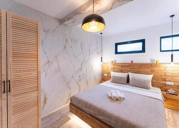 Apartman Mvision - Elegant Urban Nest Brassó