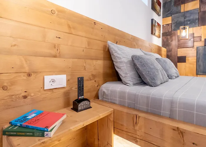 Apartman Mvision - Elegant Urban Nest